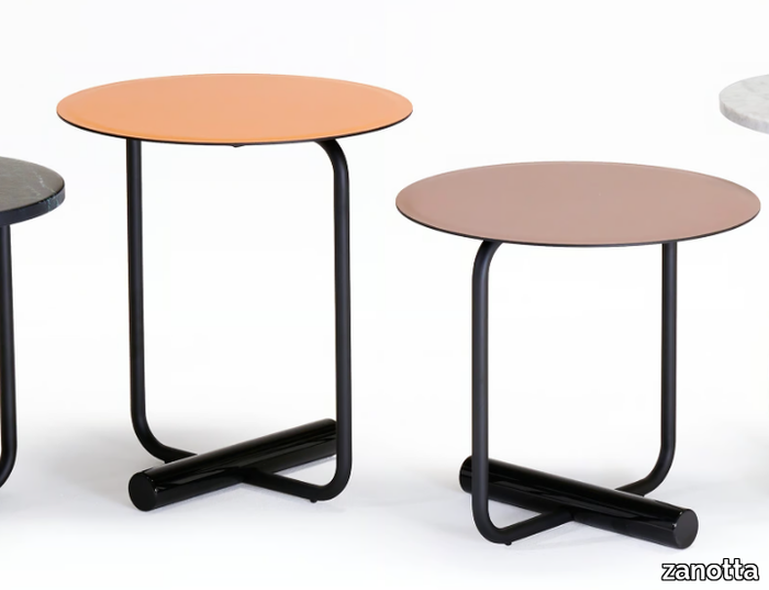 TOTO - Round tanned leather coffee table _ Zanotta