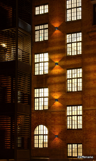 SOLE-Lampada-da-parete-Ailati-Lights-by-Zafferano-340866-rel6f3f35c1.jpg