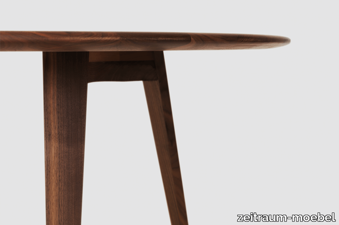 zeitraummoebel-couchtisch-twistcouch-massivholz-09-920x610.png
