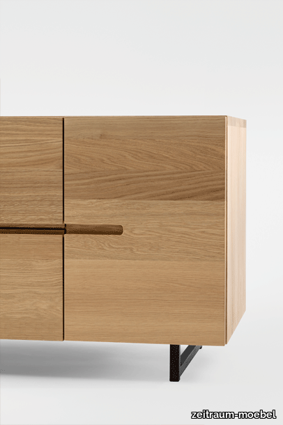 zeitraummoebel-sideboard-low-massivholz-10.png