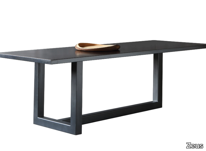 AUGUSTIN - Rectangular metal living room table _ Zeus