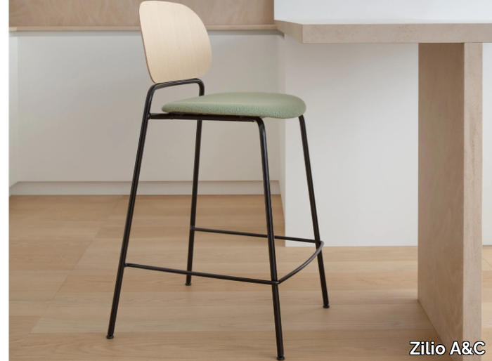 UPON - Stackable stool with back _ Zilio A&C