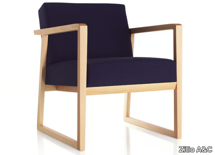 POD - Beech armchair with armrests _ Zilio A&C