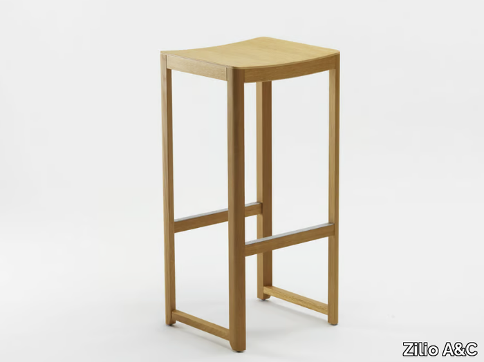 SELERI - Wooden stool _ Zilio A&C