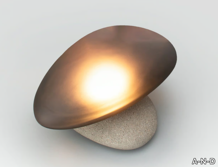 pebble-andlight-643793-rel9883d409.jpg