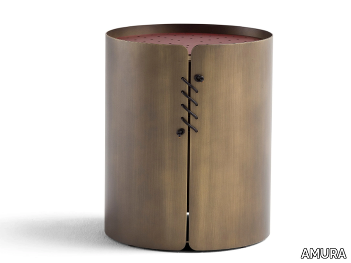 SETACCI - Round coffee table with metal sheet base and leather top _ AMURA