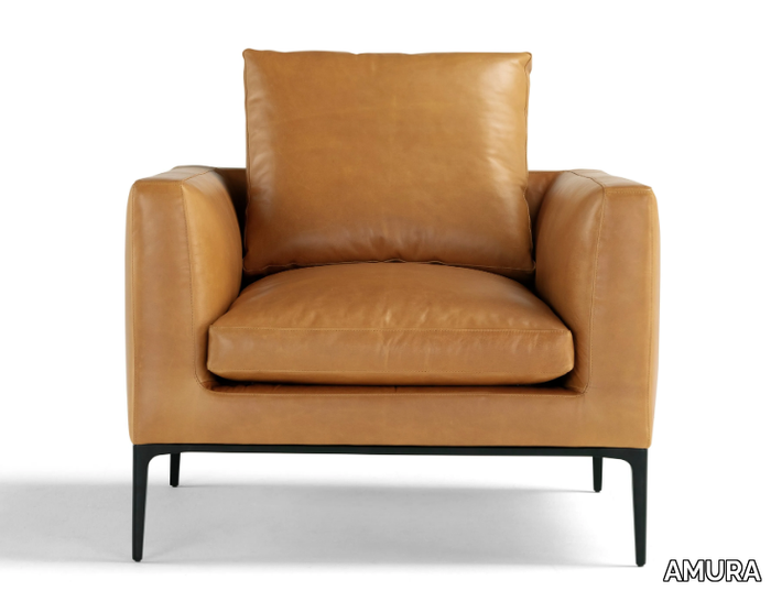 LEONARD - Leather armchair with armrests _ AMURA