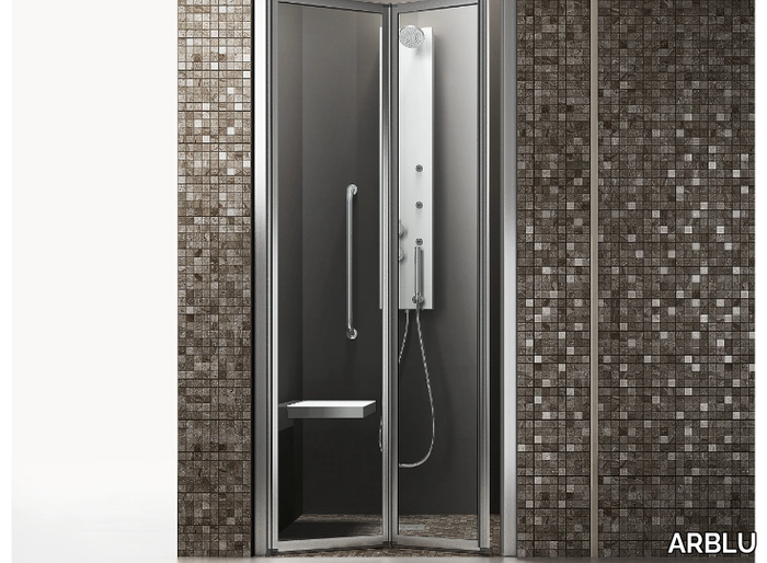 TIME - Niche accessible shower with folding door _ ARBLU