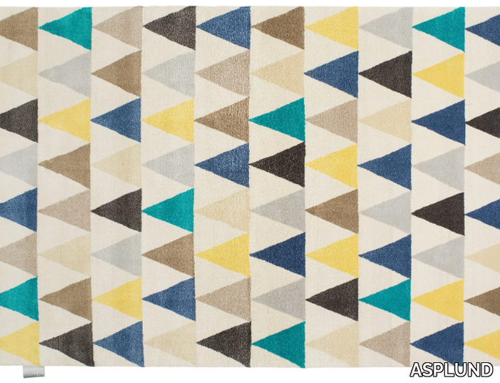 FLAG - Handmade rug with geometric shapes _ ASPLUND