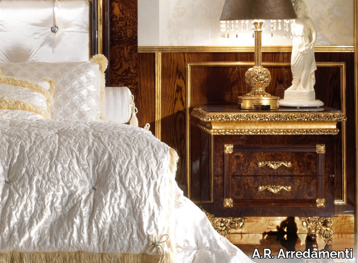 GRAND-ROYAL-Bedside-table-A-R-Arredamenti-383119-rel8f661280.jpg