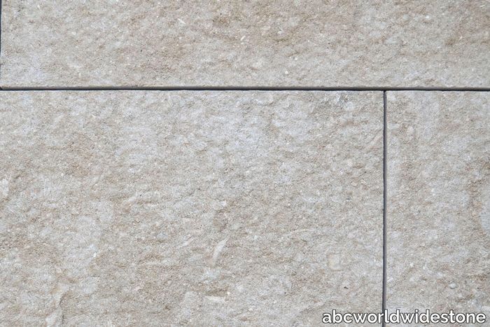 Grigio Olivo Rock Finish