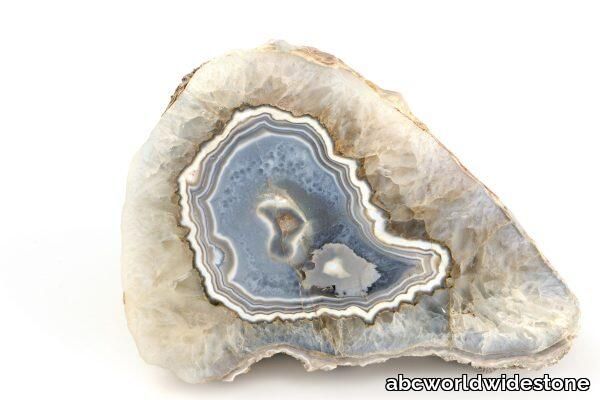 Crystal-Agate-Rock-600x400.jpg