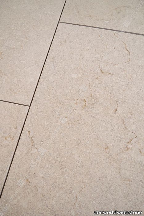 Grolla-Beige-Sandblasted-Wet-2.jpg