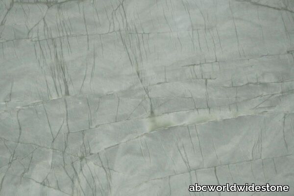 Esmeraldo-Quartzite-close-up-x-1-9039-600x400.jpg