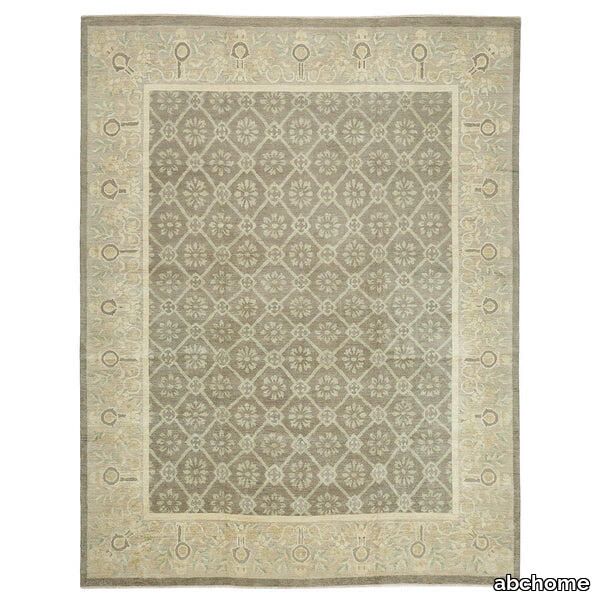 Green Traditional Wool Rug