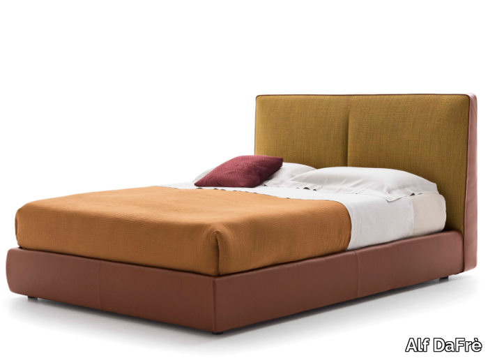 CASSIOPEA - Upholstered bed with high headboard _ Alf DaFrè