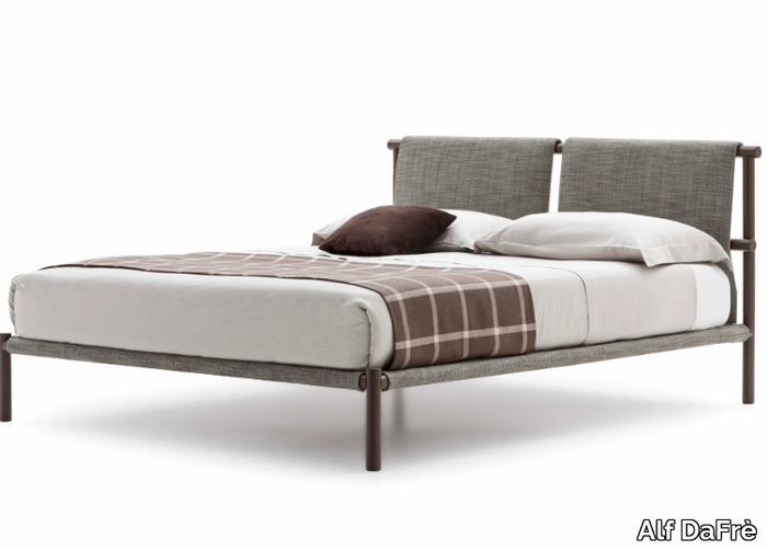 JETTY 2 - Metal double bed with upholstered headboard _ Alf DaFrè