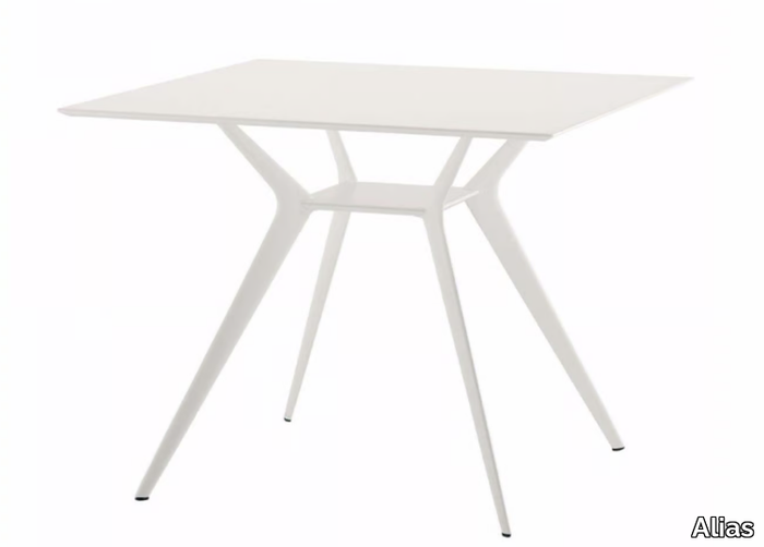 BIPLANE 90X90 - 400_O - Square table _ Alias