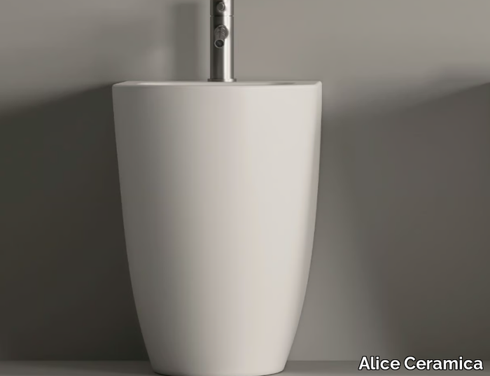 FORM SQUARE H50 - Floor mounted ceramic bidet _ Alice Ceramica