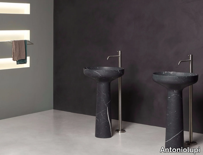 AGO85 - Freestanding marble washbasin _ Antoniolupi