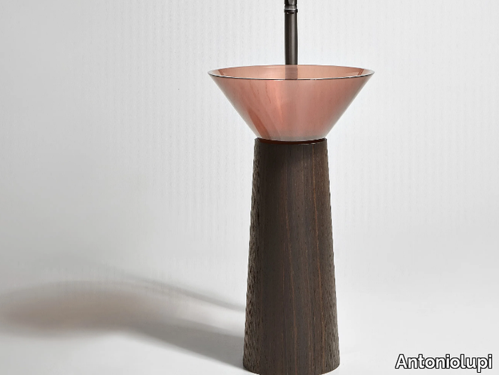 ALBUME11 + ALBUME30 - Freestanding round Flumood® and oak washbasin _ Antoniolupi