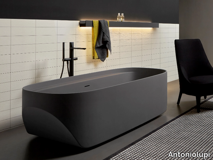 SLED - Freestanding Flumood® bathtub with light _ Antoniolupi