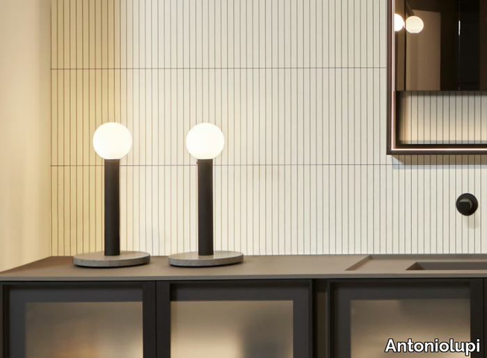 APOLLO - LED brass table lamp _ Antoniolupi