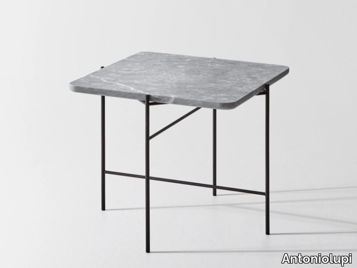 paesaggi-sospesi-square-coffee-table-antonio-lupi-design-608428-rel1291029a.jpg