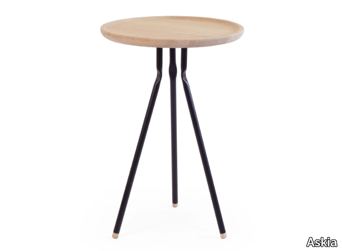 BEND SIDE TABLE - Round oak coffee table _ Askia