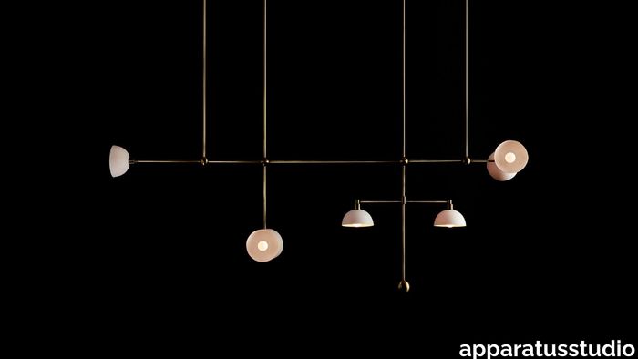 TRAPEZE : 7 MOBILE
