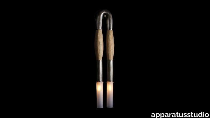 ba563f81b818--APPARATUS-HORSEHAIR-SCONCE-02-1-05b6e2.jpg