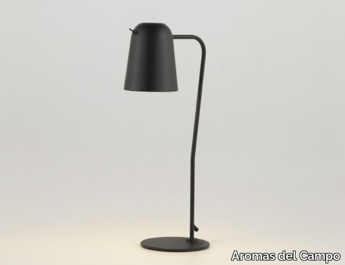 DOBI - Adjustable desk lamp _ Aromas del Campo