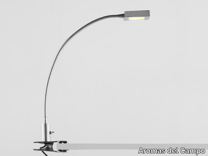 SQUARE - LED with swing arm table lamp _ Aromas del Campo