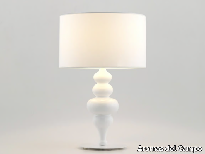 TORNO - Wooden table lamp with fixed arm _ Aromas del Campo