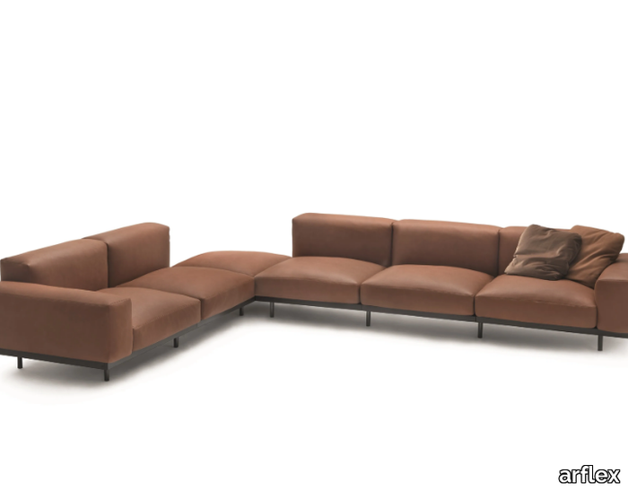 NAVIGLIO - Sectional sofa _ arflex