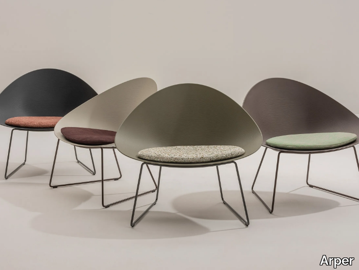 ADELL-Sled-base-easy-chair-arper-444631-relf12de62d.jpg