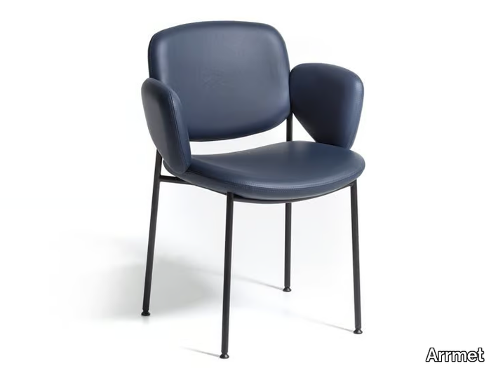 MACKA - Upholstered leather chair with armrests _ Arrmet