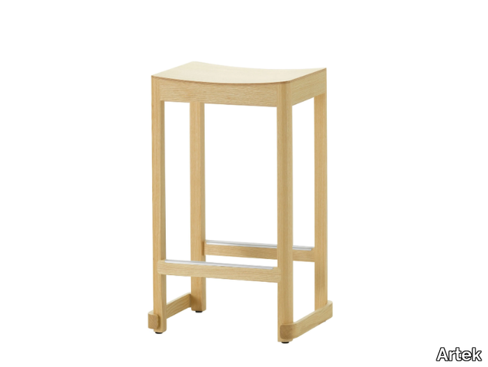 ATELIER - Wooden stool _ Artek