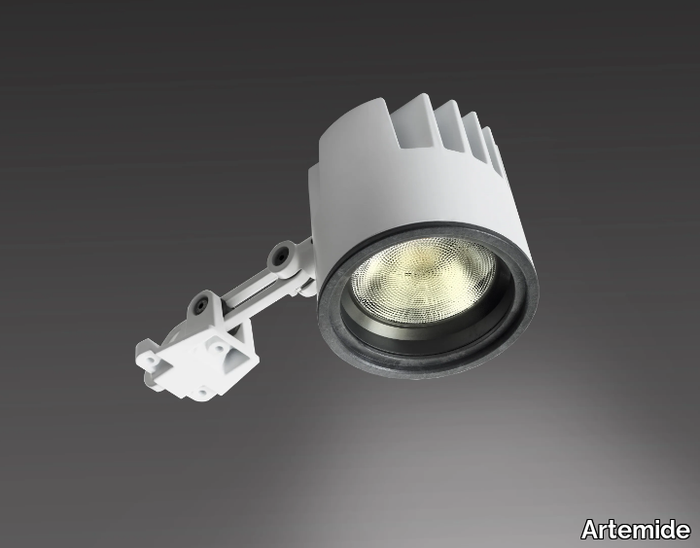 CAELUM 90 - Adjustable aluminium spotlight _ Artemide