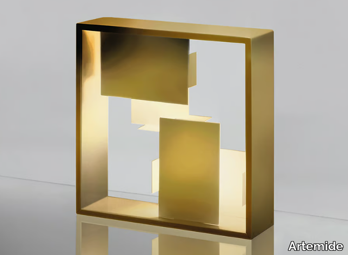 FATO - Plate table lamp _ Artemide