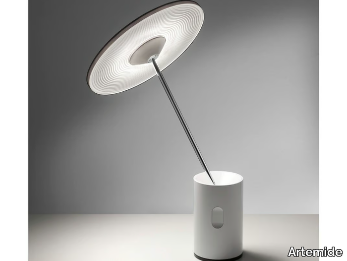 SISIFO - With swing arm extruded aluminium table lamp _ Artemide