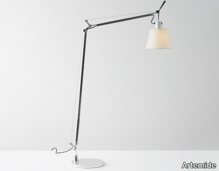 TOLOMEO BASCULANTE READING - Reading parchment paper or satin floor lamp _ Artemide