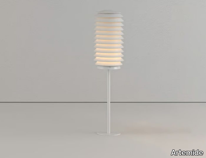 SLICING - Aluminium bollard light _ Artemide