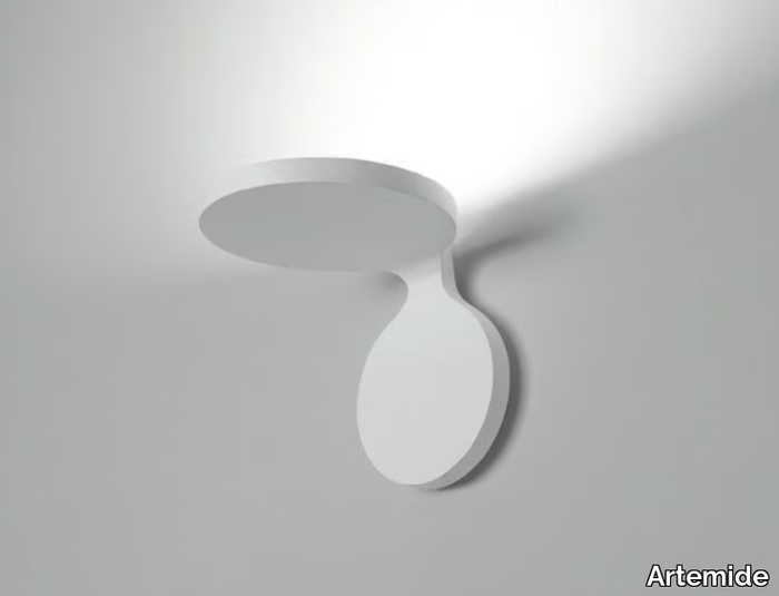 REA - Aluminium wall light _ Artemide