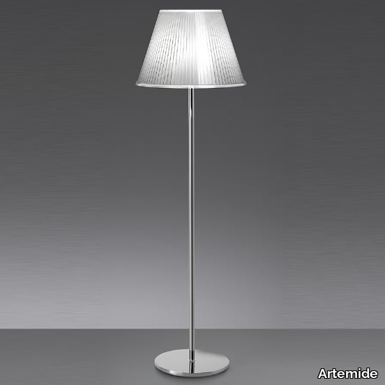 CHOOSE-MEGA-Parchment-paper-floor-lamp-Artemide-235028-rel94bfd63f.jpg