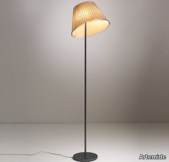 CHOOSE-Floor-lamp-Artemide-421999-rel56697ede.jpg