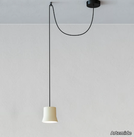 GIÒ-LIGHT-DECENTRATA-Artemide-335143-relbad1a51.jpg