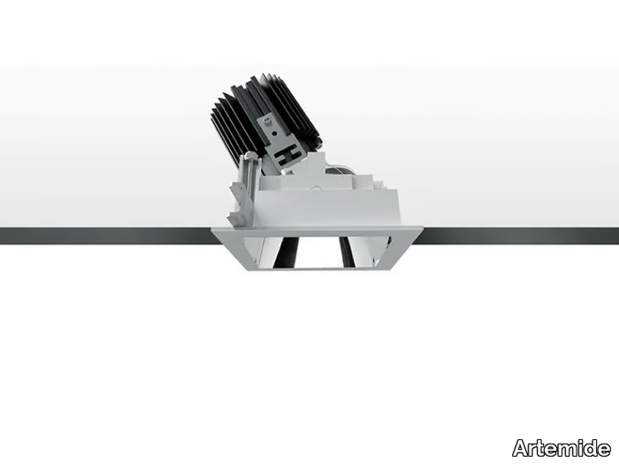 EVERYTHING-Square-spotlight-Artemide-260332-rel4151a90c.jpg