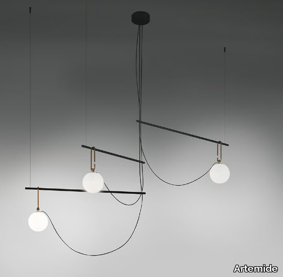 NH-Blown-glass-pendant-lamp-Artemide-334537-rel6fd240d8.jpg