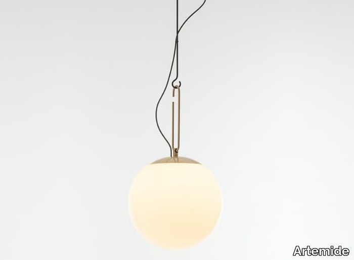 NH-Pendant-lamp-Artemide-387316-rel19bc155b.jpg